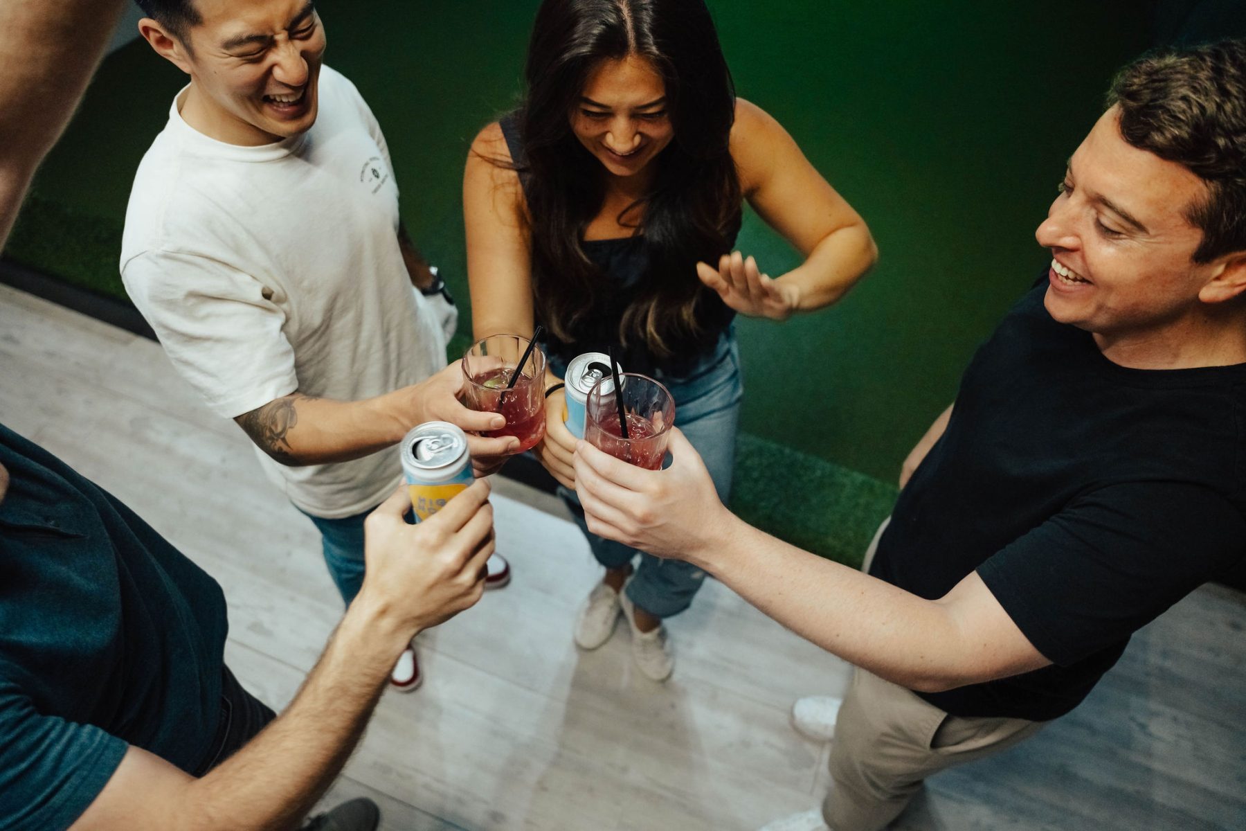 Hack Shack lounge — indoor golf simulator venue in NYC