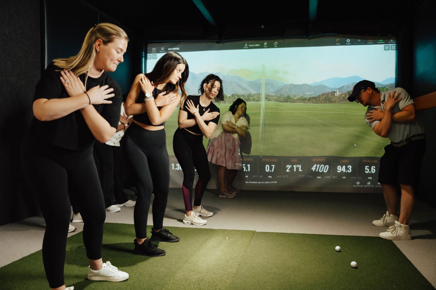 Indoor golf lesson with Trackman at Hack Shack NYC